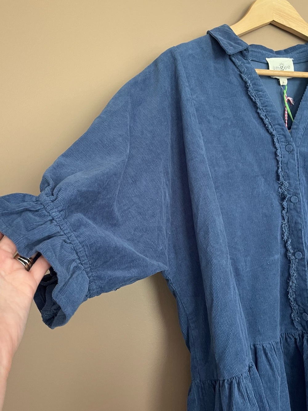 {Umgee} Corduroy Tunic Top Relaxed Fit with Peplum Hem in Blue - Large - NWT - Picture 4 of 10